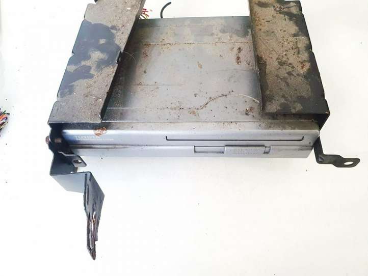 Toyota Corolla Verso E121 (2001 - 2004)  0866200850 CD/DVD чейнджер