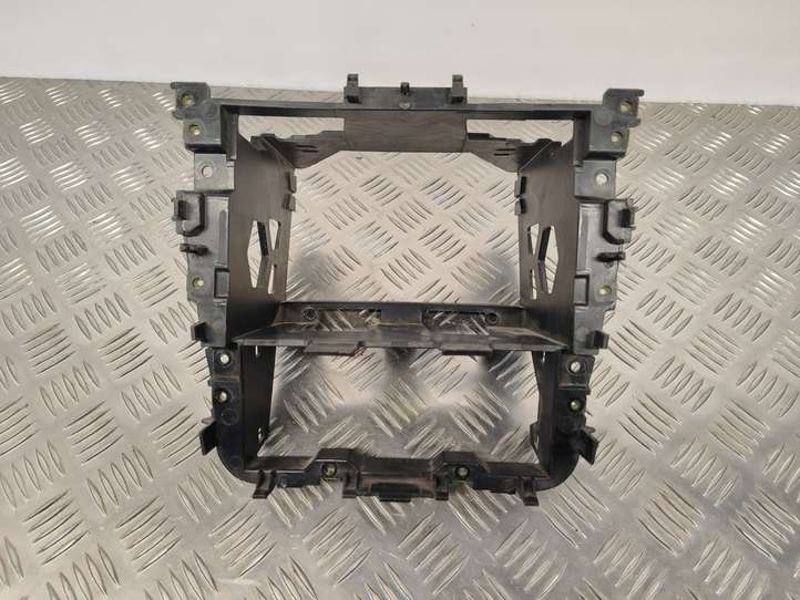 Volkswagen Golf V (2003 - 2009)  1K0858089C Другая деталь панели