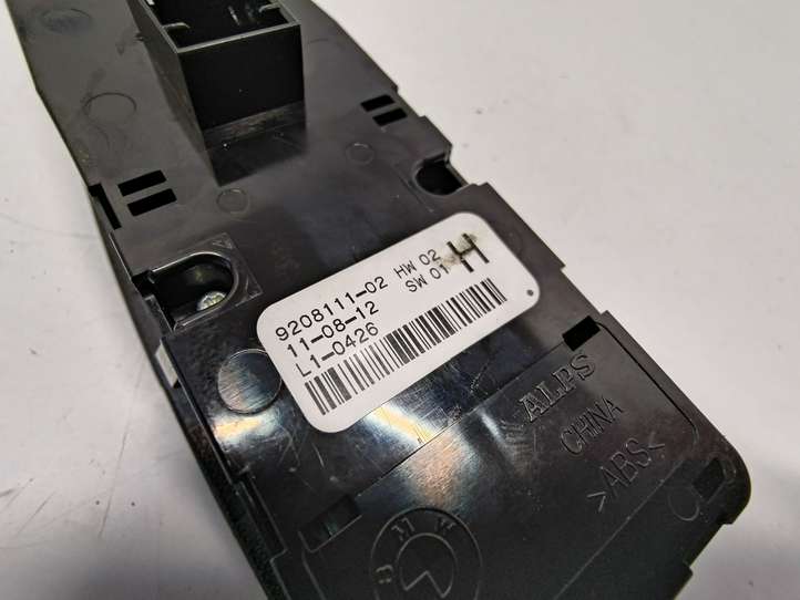 BMW 3 F30 F35 F31 (2012 - 2018)  9208111 Кнопка стеклоподъемников