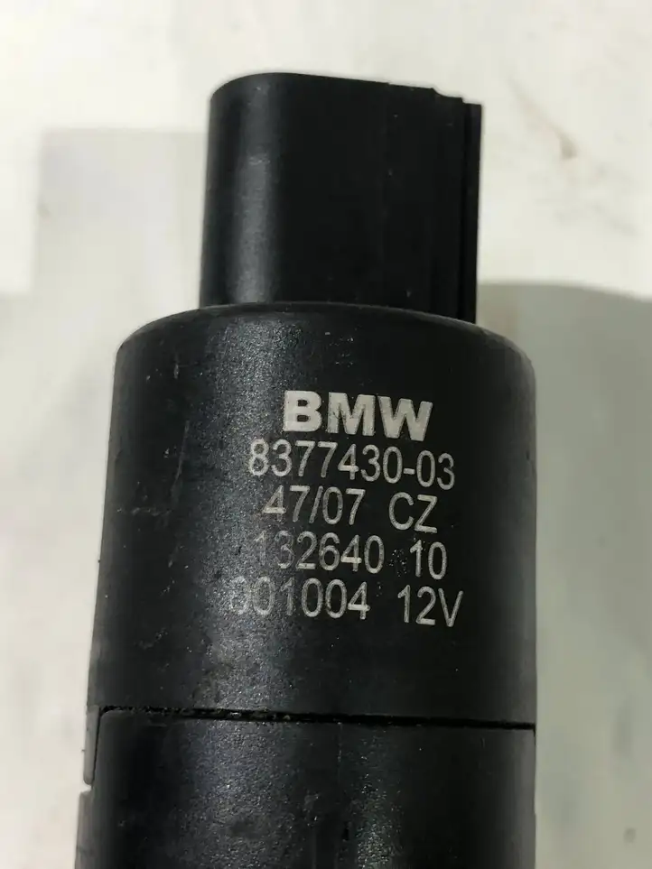 BMW 3 E46 (1998 - 2005) 837743003 Насос омывателя фар — фото 2
