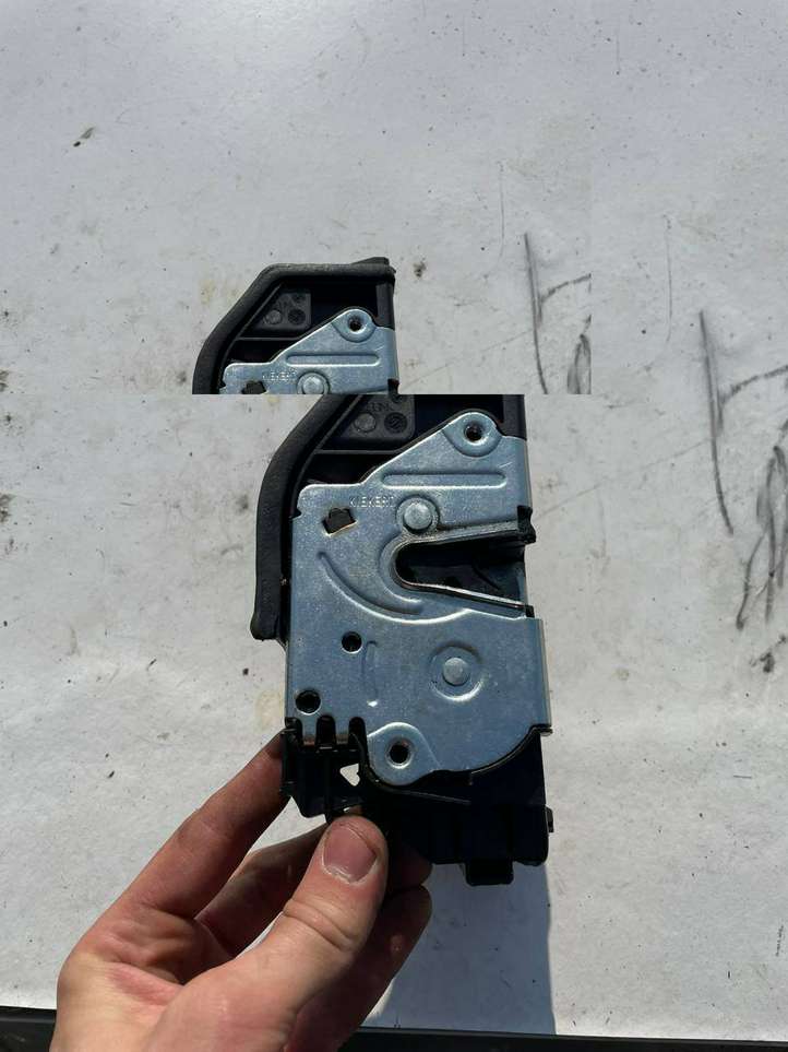 BMW 6 F12 F13 (2010 - 2018)  7202145 Передняя звукоизоляция