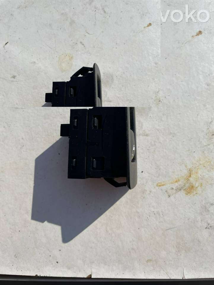 BMW 3 E90 E91 (2005 - 2012)  9208106 Кнопка стеклоподъемников