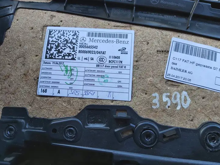Mercedes-Benz CLA C117,X117,W117 (2013 - 2019) A1767201495 Обшивка передней двери — фото 2