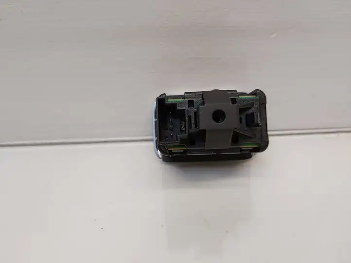 Mercedes-Benz CLA C117,X117,W117 (2013 - 2019) A2049058102 Блок кнопок стеклоподъемников — фото 3
