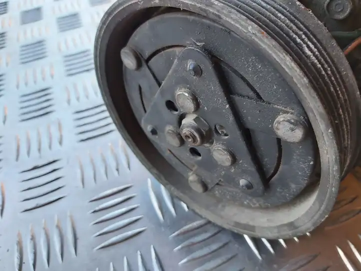 Nissan Juke I F15 (2010 - 2018) SD6V12 Компрессор (насос) кондиционера воздуха — фото 4