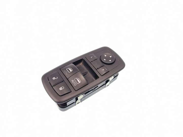 Dodge Challenger (2014 - )  P68183752AC Кнопка стеклоподъемников
