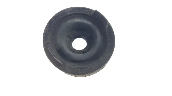 Toyota Avensis T250 (2003 - 2006) 9922680008 Крышка фары — фото 1