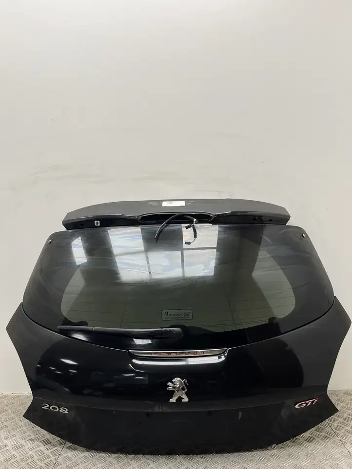 Peugeot 208 (2012 - 2015) Крышка багажника — фото 1