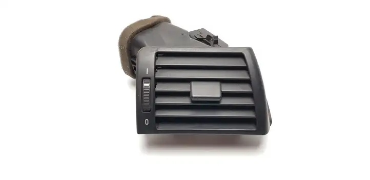 BMW 3 E46 (1998 - 2005) 64228361898 Боковой воздушный дефлектор — фото 1