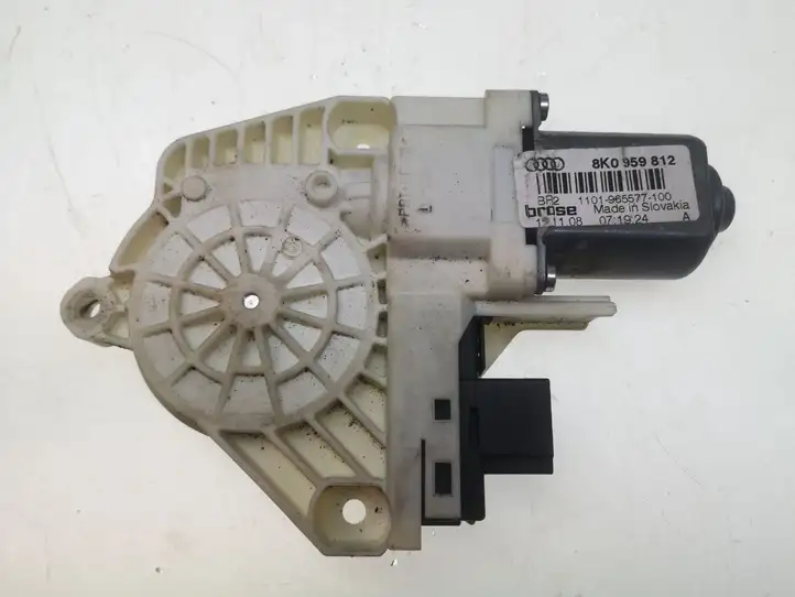 Audi A4 S4 B8 8K (2007 - 2011) 8K0959812 Стеклоподъемник задней двери — фото 1
