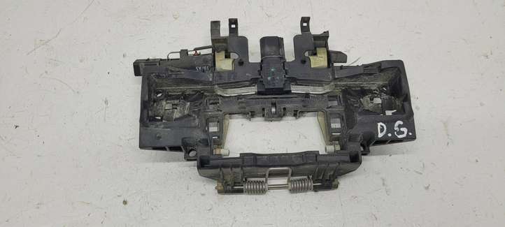 Audi A8 (2005 - 2007)  4E0949137 Кронштейн