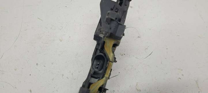 Audi A8 (2005 - 2007)  4E0949137 Кронштейн