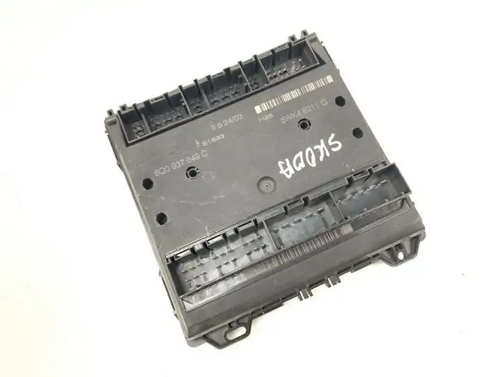 Skoda Fabia Mk1 (6Y) (1999 - 2007) 6Q0937049C Модуль комфорта — фото 1