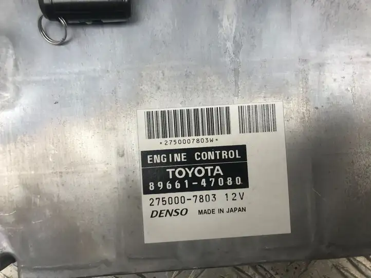 Toyota Prius (XW20) (2003 - 2009) 8954047050 Комплект системы зажигания — фото 4