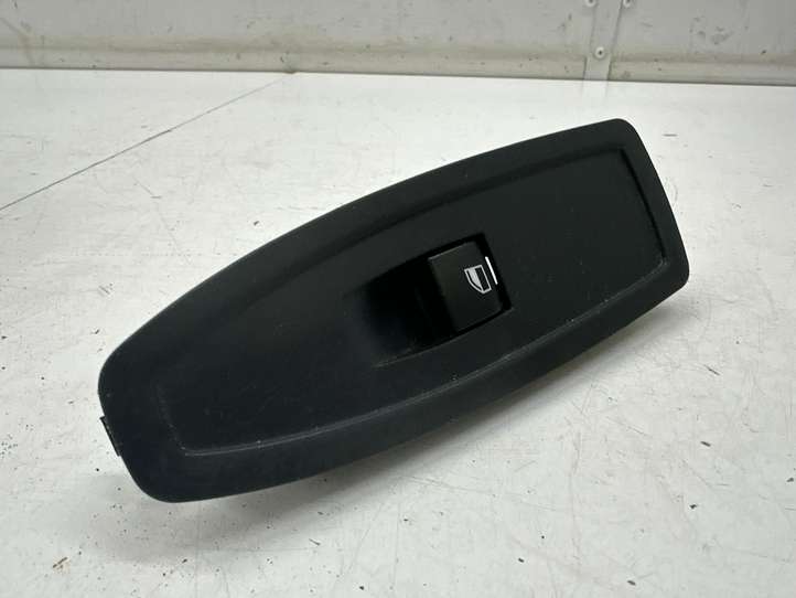 BMW 3 F30 F35 F31 (2012 - 2018)  9208107 Кнопка стеклоподъемников