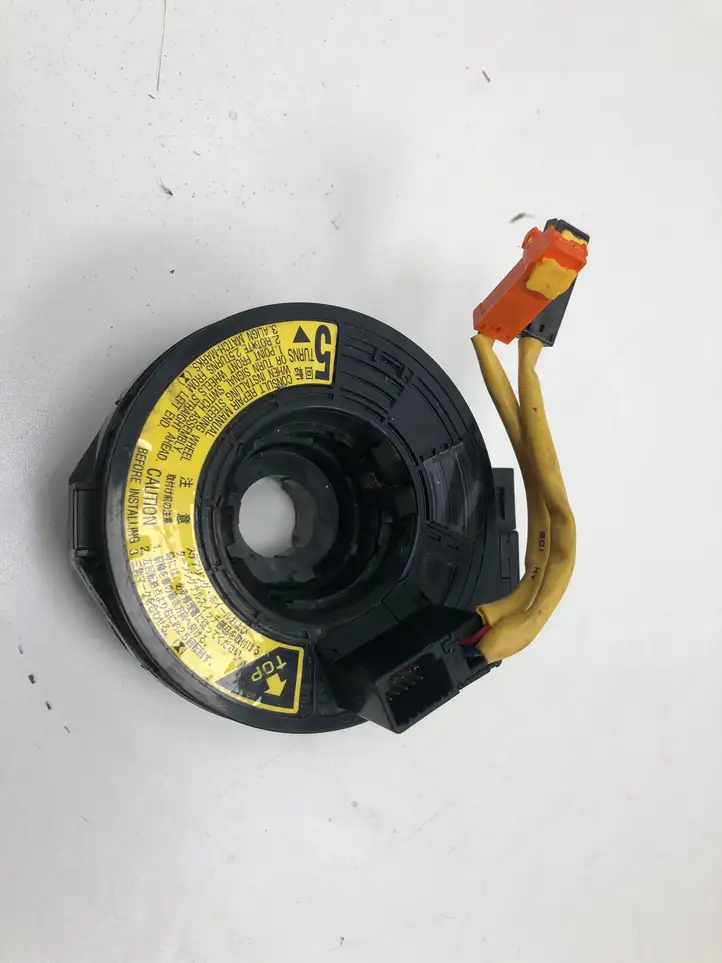 Toyota Avensis T250 (2006 - 2009) DLK0523CC Контактное кольцо SRS — фото 1
