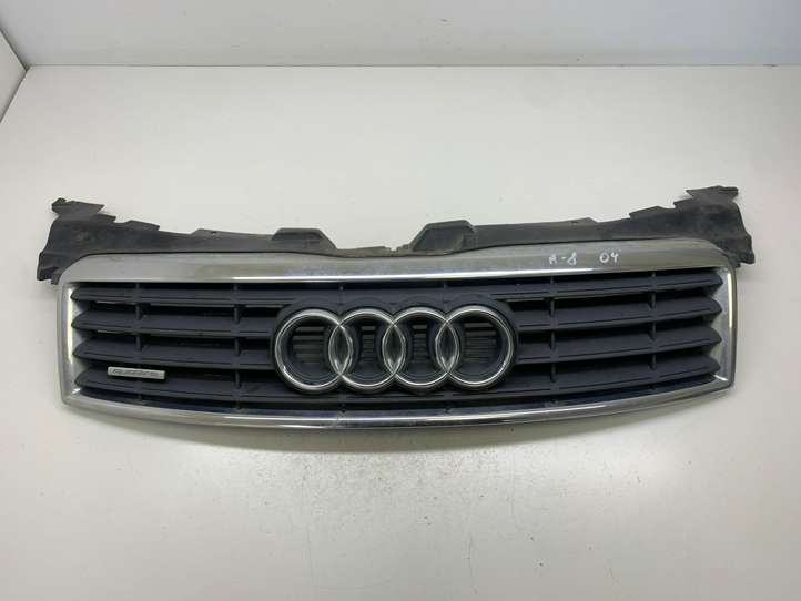 Audi A8 (2002 - 2005)  4E0853719A Верхняя решётка
