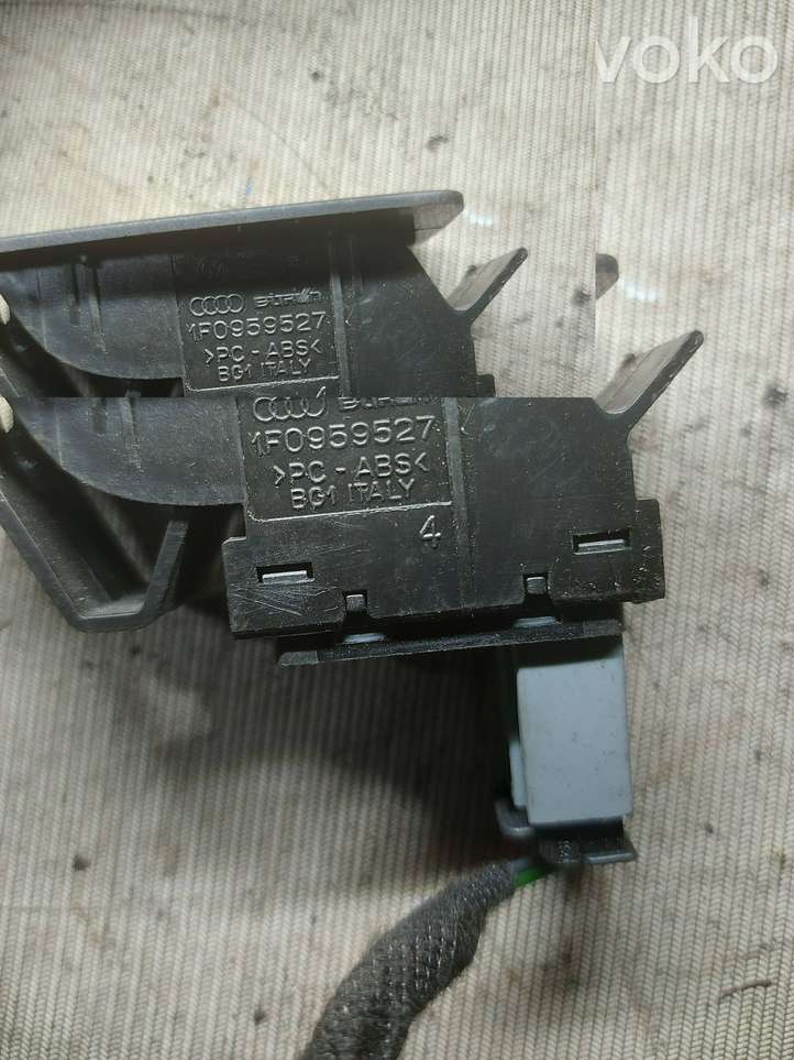 Volkswagen Touran I (2003 - 2010)  1F0959527 Кнопка стеклоподъемников