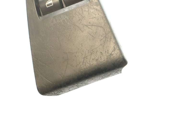BMW M6 E63/E64 (2004 - 2010)  8029907 Кнопка стеклоподъемников