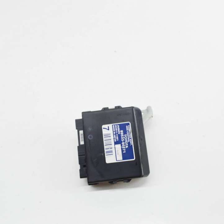 Toyota Land Cruiser (J150) (2009 - )  8953360271 Другие приборы