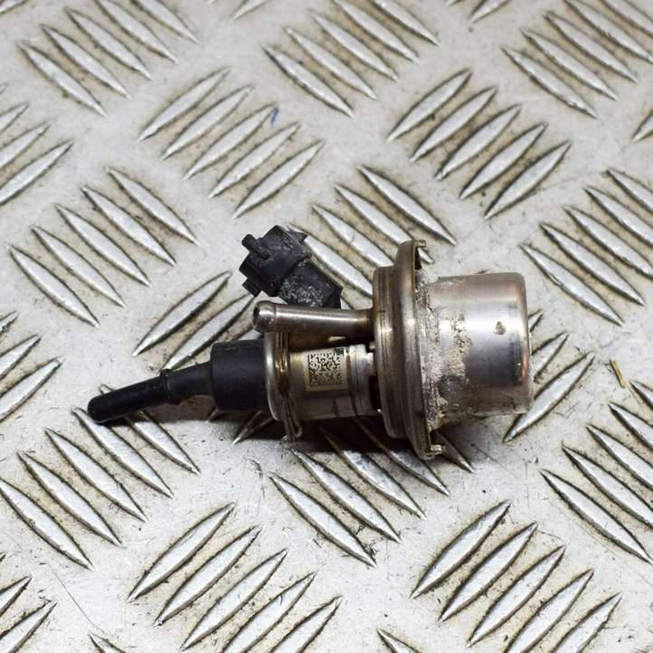Mercedes-Benz C W205 (2014 - 2021)  A0004901113 AdBlue форсунка
