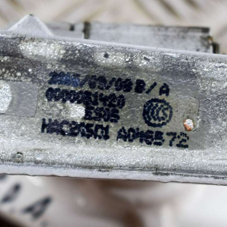 Mercedes-Benz C W205 (2014 - 2021)  A2057201012 Верхняя петля передней двери