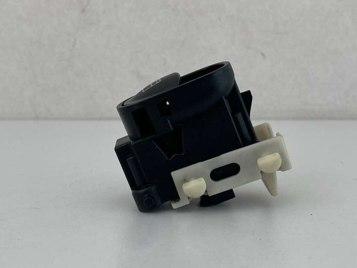 Mercedes-Benz C W203 (2000 - 2007)  A2038200210 Кнопка стеклоподъемников