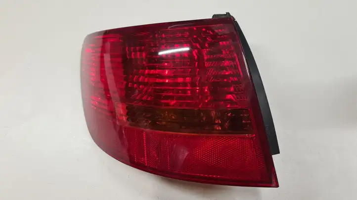 Audi A6 S6 C6 4F (2004 - 2008) 084461906L Задний фонарь в кузове — фото 2