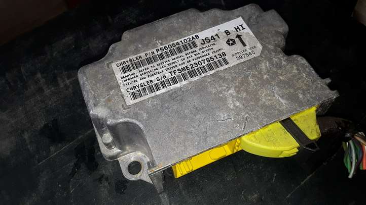 Dodge Avenger (2007 - 2014)  P56054102AB Блок управления надувных подушек