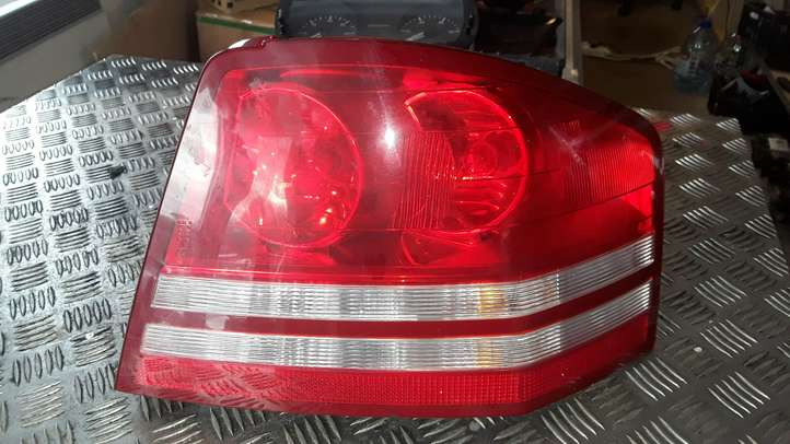 Dodge Avenger (2007 - 2014)  05116220AB Задний фонарь в кузове