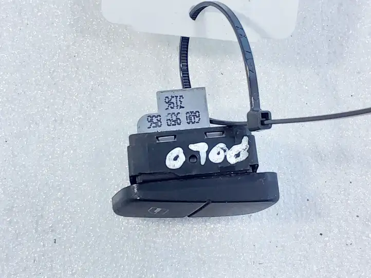 Volkswagen Polo (2005 - 2009) 6Q0959856 Блок кнопок стеклоподъемников — фото 2