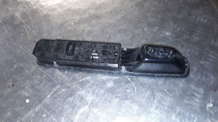 Renault Scenic III -  Grand scenic III (2009 - 2016)  809610016R Кнопка стеклоподъемников