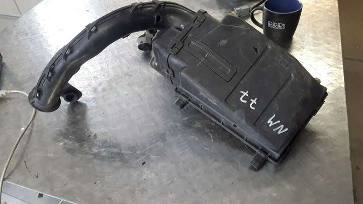 Nissan Micra (2010 - 2013)  1HC4A Деталь (детали) канала забора воздуха