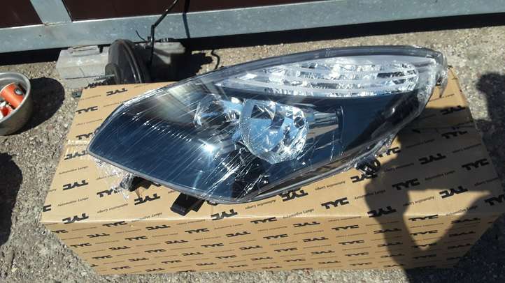 Renault Scenic III -  Grand scenic III (2009 - 2016)   Передняя фара