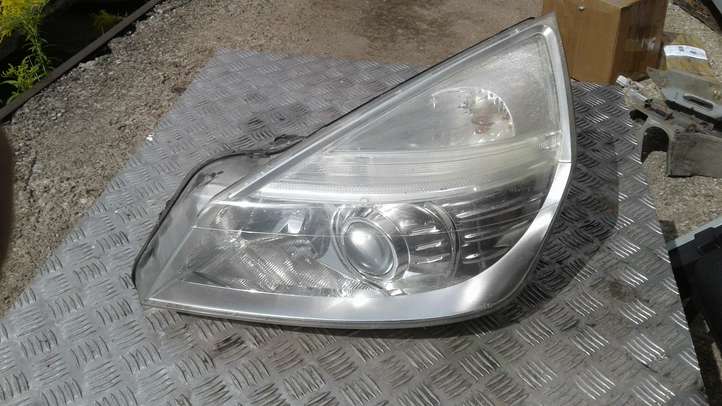 Renault Espace -  Grand espace IV (2004 - 2014)  8200394706 Передняя фара