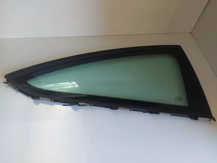 Mercedes-Benz C W204 (2007 - 2014) A2046707212 Заднее боковое стекло — фото 1