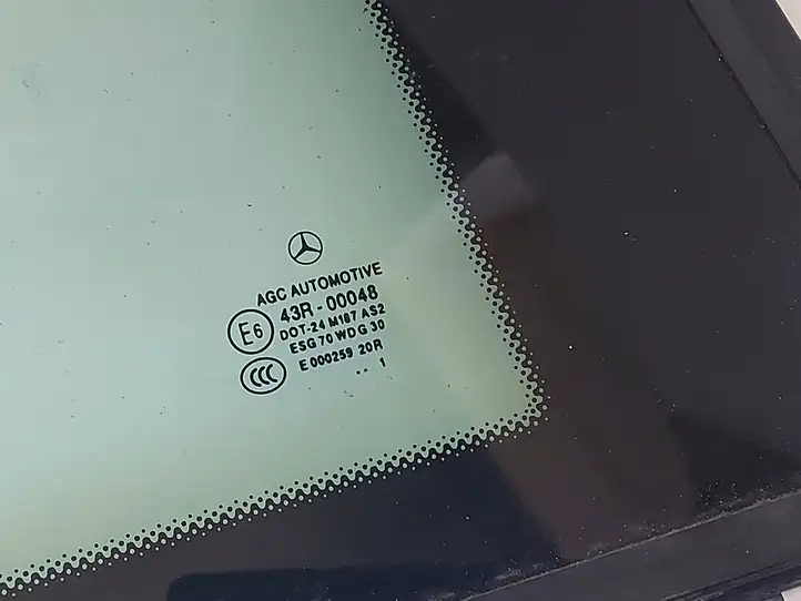 Mercedes-Benz C W204 (2007 - 2014) A2046707212 Заднее боковое стекло — фото 3