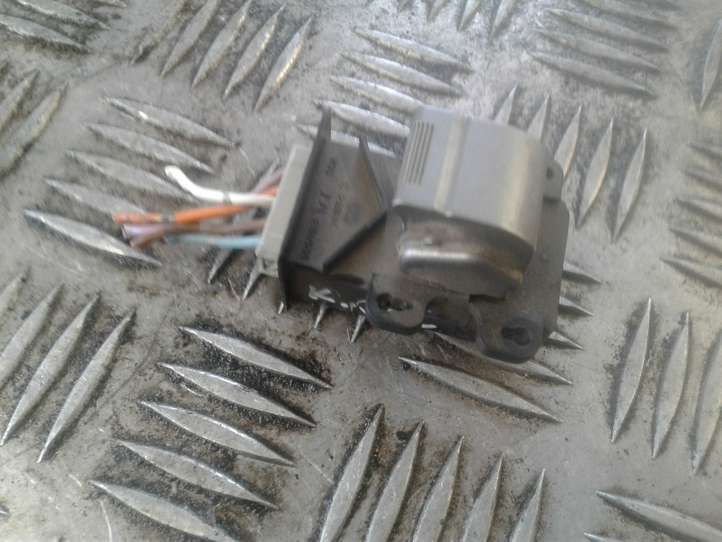 Honda FR-V (2004 - 2009)  M20783 Кнопка стеклоподъемников