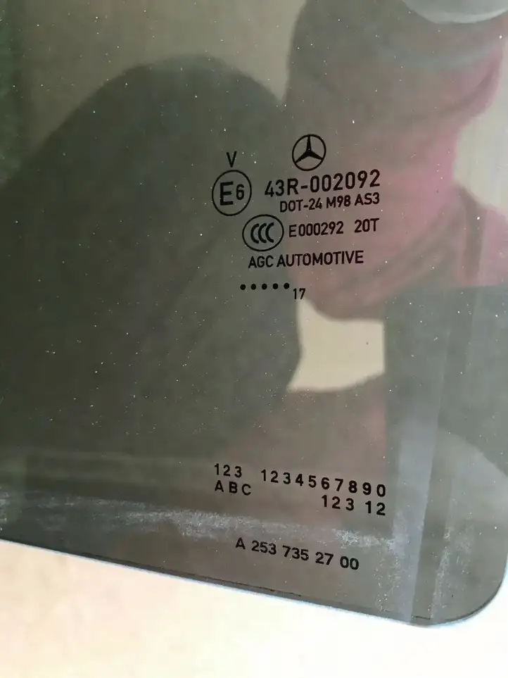 Mercedes-Benz GLC X253/C253 (2015 - ) A2537352700 Стекло задней двери — фото 2