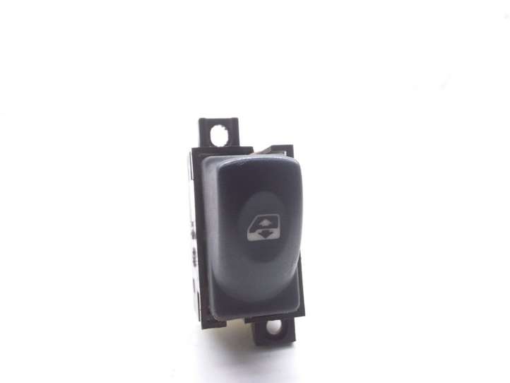 Renault Laguna (1993 - 2001)  7700417484 Кнопка стеклоподъемников