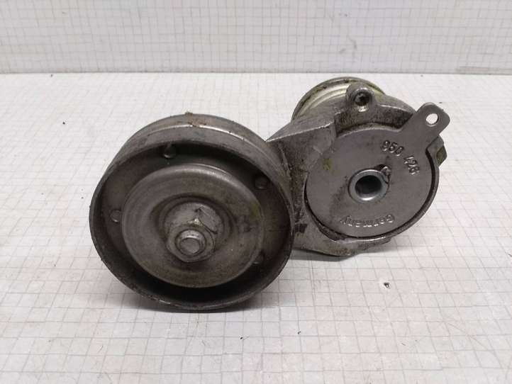 Volkswagen Bora (1998 - 2005)  950426 Натяжитель ремня генератора