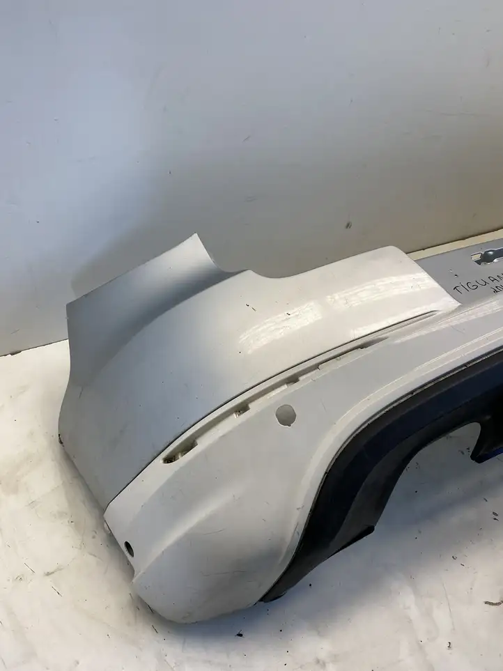 Volkswagen Tiguan (2007 - 2011) Задний бампер — фото 2
