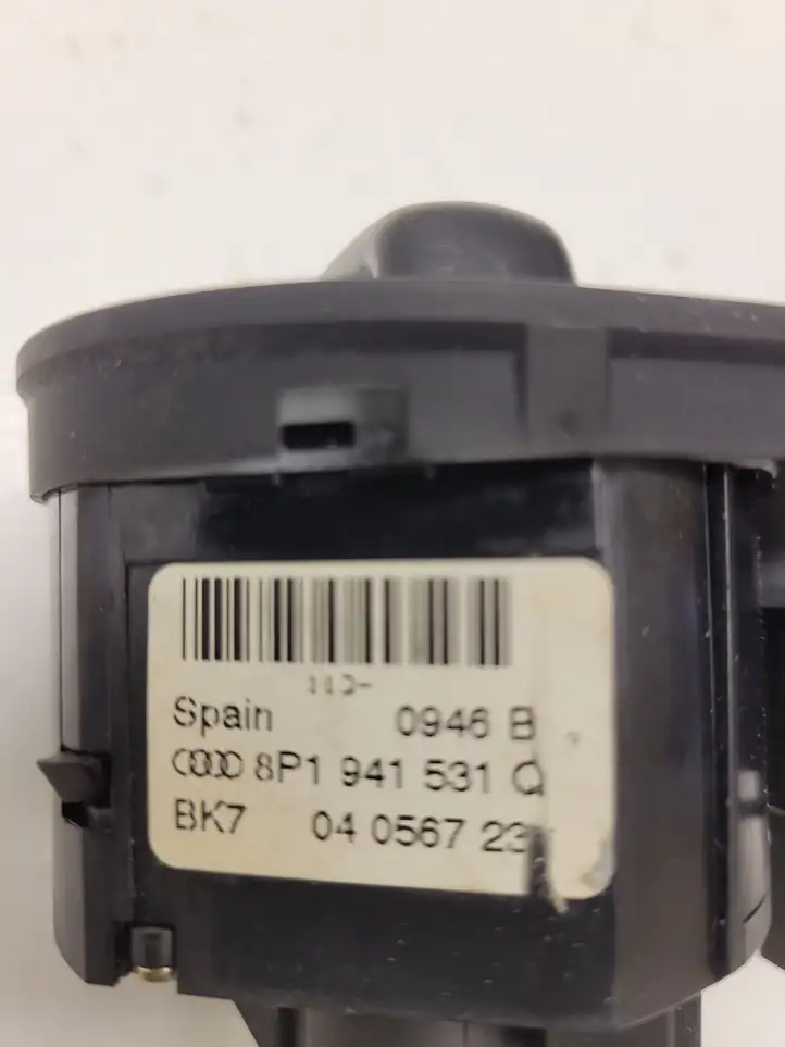 Audi A3/S3 8P (2004 - 2008) 8P1941531Q Включатель фонарей — фото 3
