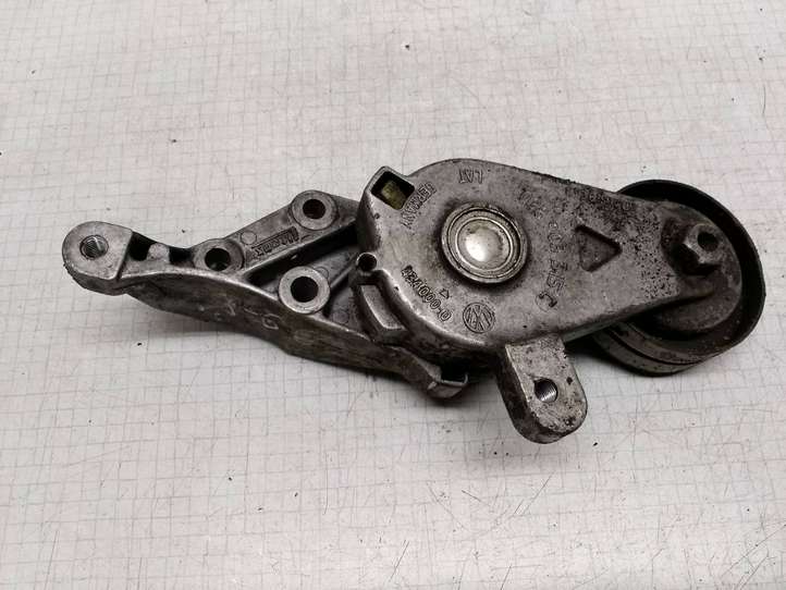 Volkswagen Bora (1998 - 2005)  038903315C Устройство натяжки ремня