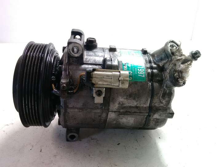 Opel Vectra (2005 - 2009)  13191997 Компрессор (насос) кондиционера воздуха