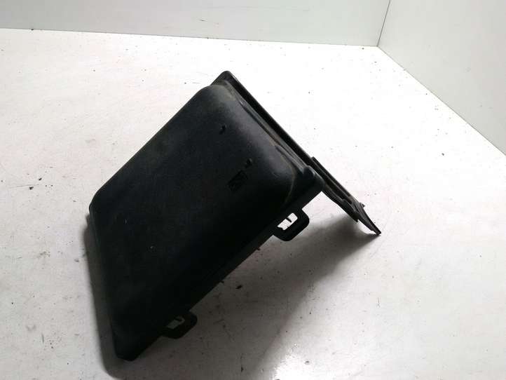 Renault Latitude (2010 - 2014)  243823598R Крышка ящика предохранителей