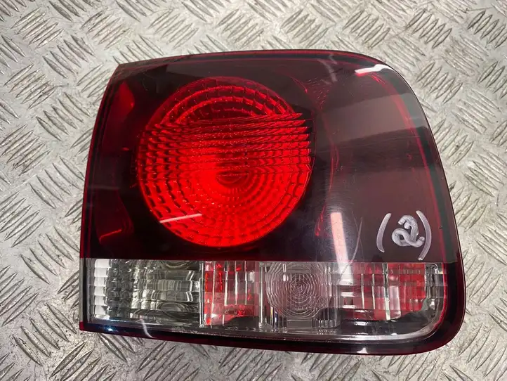 Volkswagen Touareg I (2002 - 2010) 7L6945093AA Задний фонарь в крышке багажника — фото 1