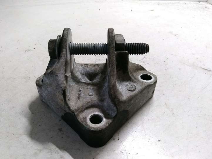 Renault Latitude (2010 - 2014)  113320028R Кронштейн