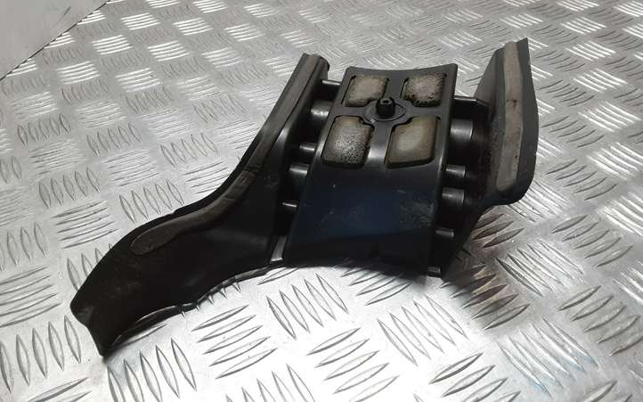 Mercedes-Benz ML W164 (2005 - 2011)  A1646801025 Другая деталь отсека двигателя