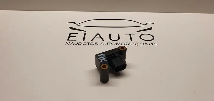 BMW 5 E60 E61 (2004 - 2010) 6977398 Датчик удара SRS — фото 1